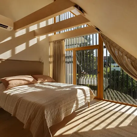 Dymnica 5 - Dwa Apartamenty Nad Morzem Kolo Sasina Ulinia