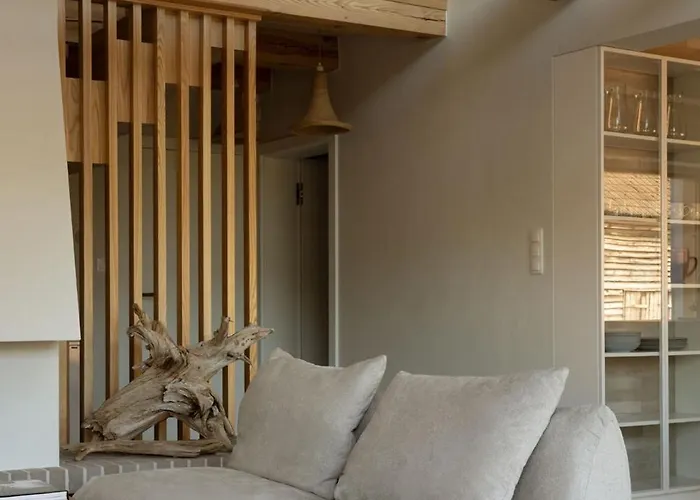 Dymnica 5- Blisko Sasina I Leby * Ulinia