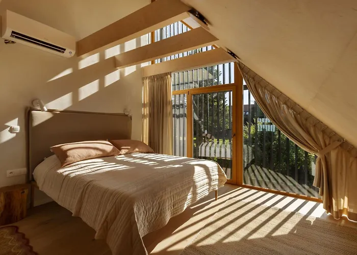 Dymnica 5- Blisko Sasina I Leby Ulinia