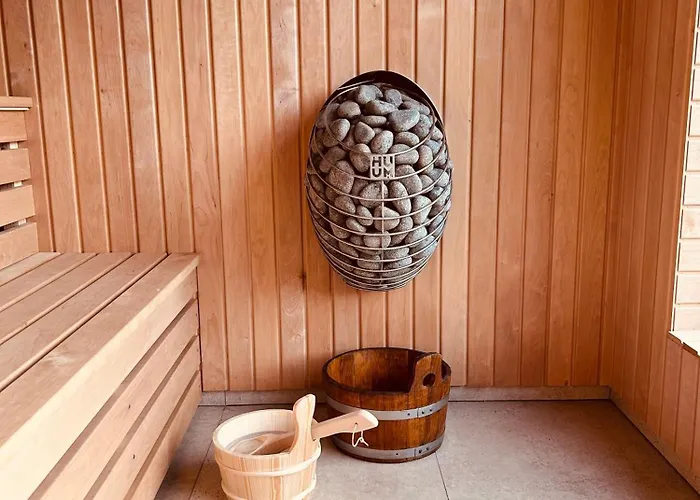 Dymnica 5- Blisko Sasina I Leby * Ulinia